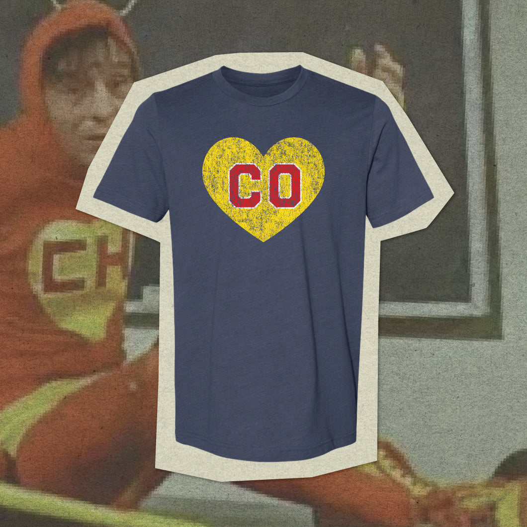 El Chapulin Heart T-shirt